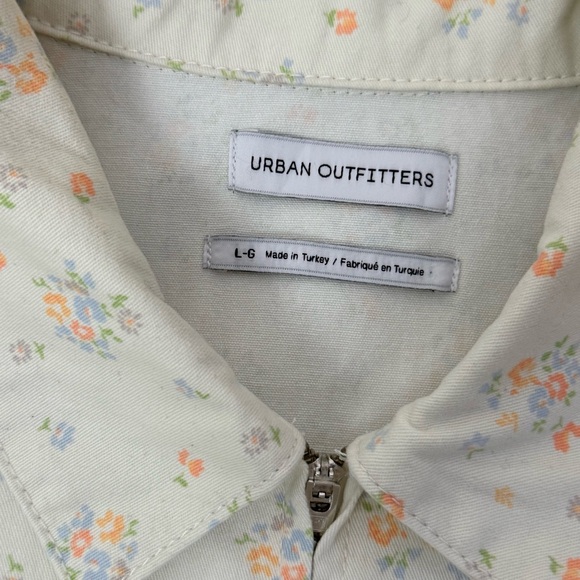 Urban Outfitters Nuuly Rosetta Floral Romper utility shorts zip tie sash large - Picture 15 of 17